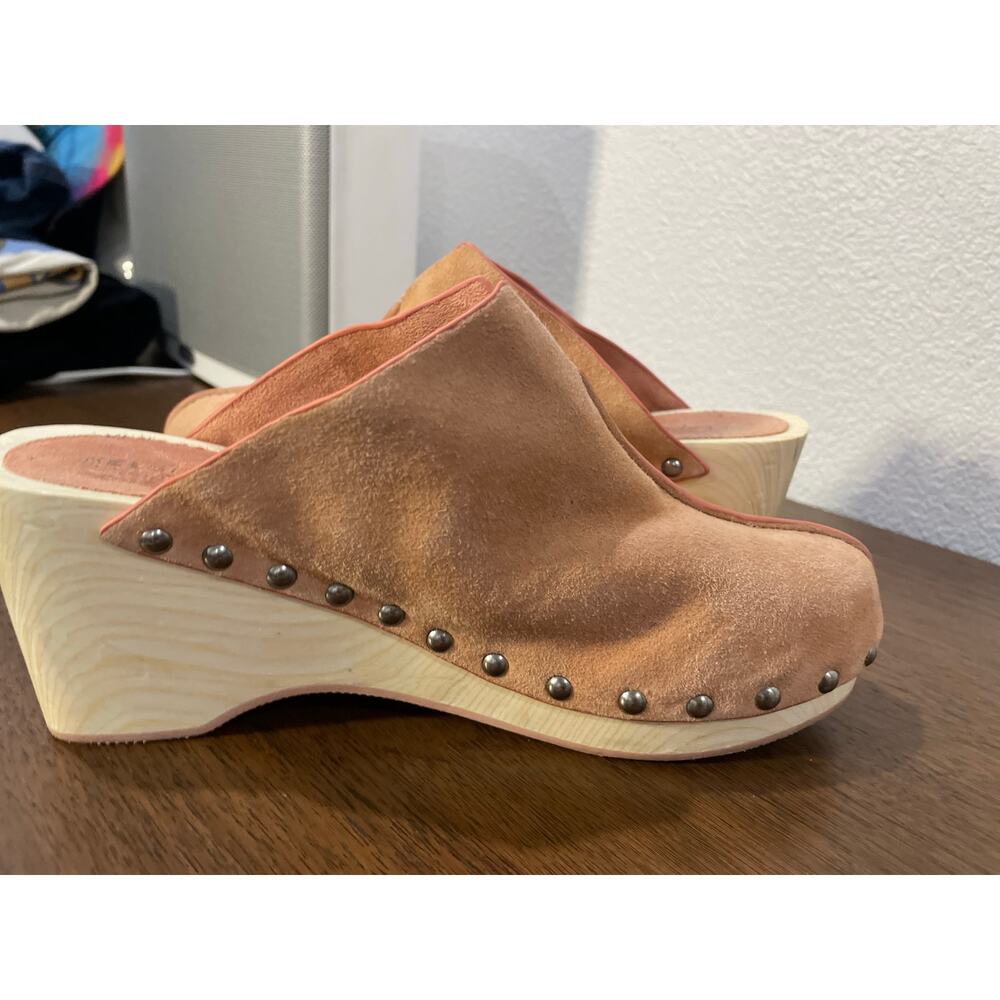 Kelsi Dagger Brooklyn “Journal” Suede Mules Clogs Anthropologie EU 37 (US 6.5)